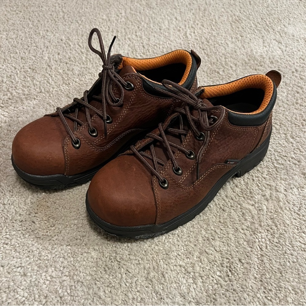 Women’s Timberland Pro series brown titan safety toe shoes size 6.5